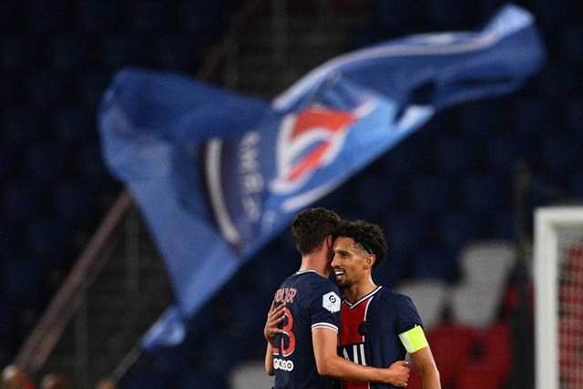 霍福德新合同细节：下赛季薪水680万美元 27-28赛季720万